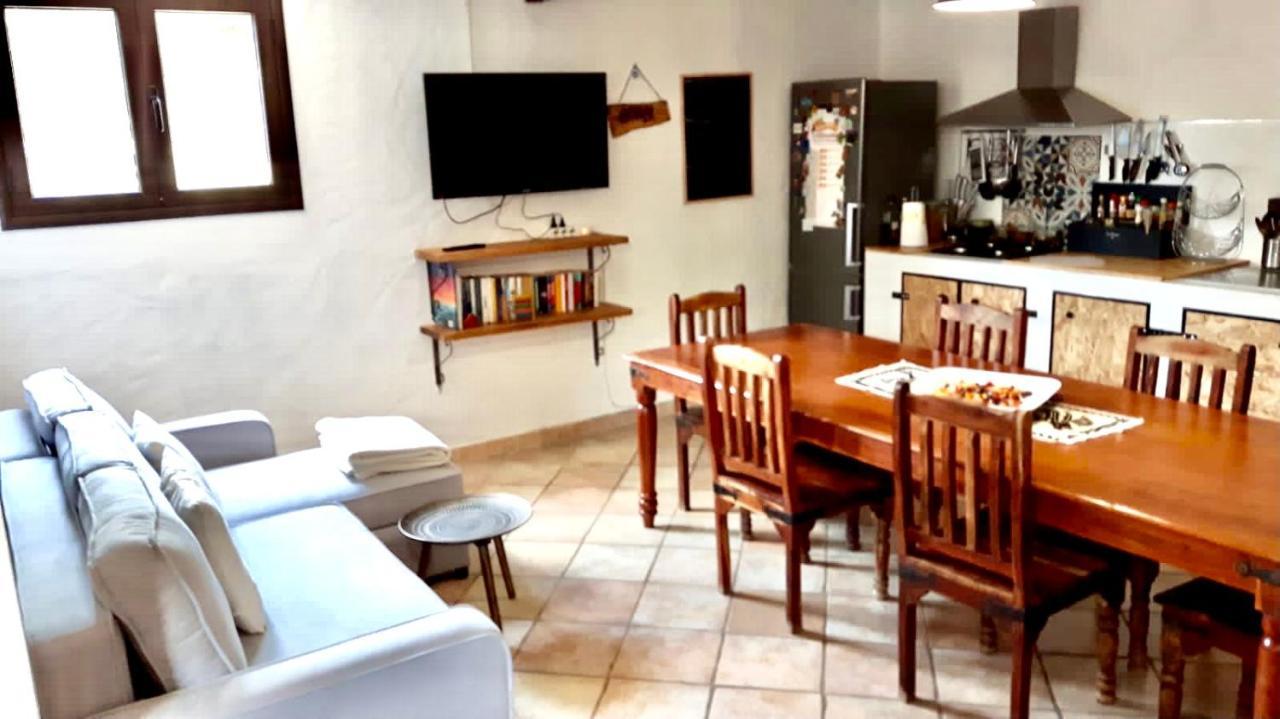 La Maison Blanche Appartement Iglesias Buitenkant foto